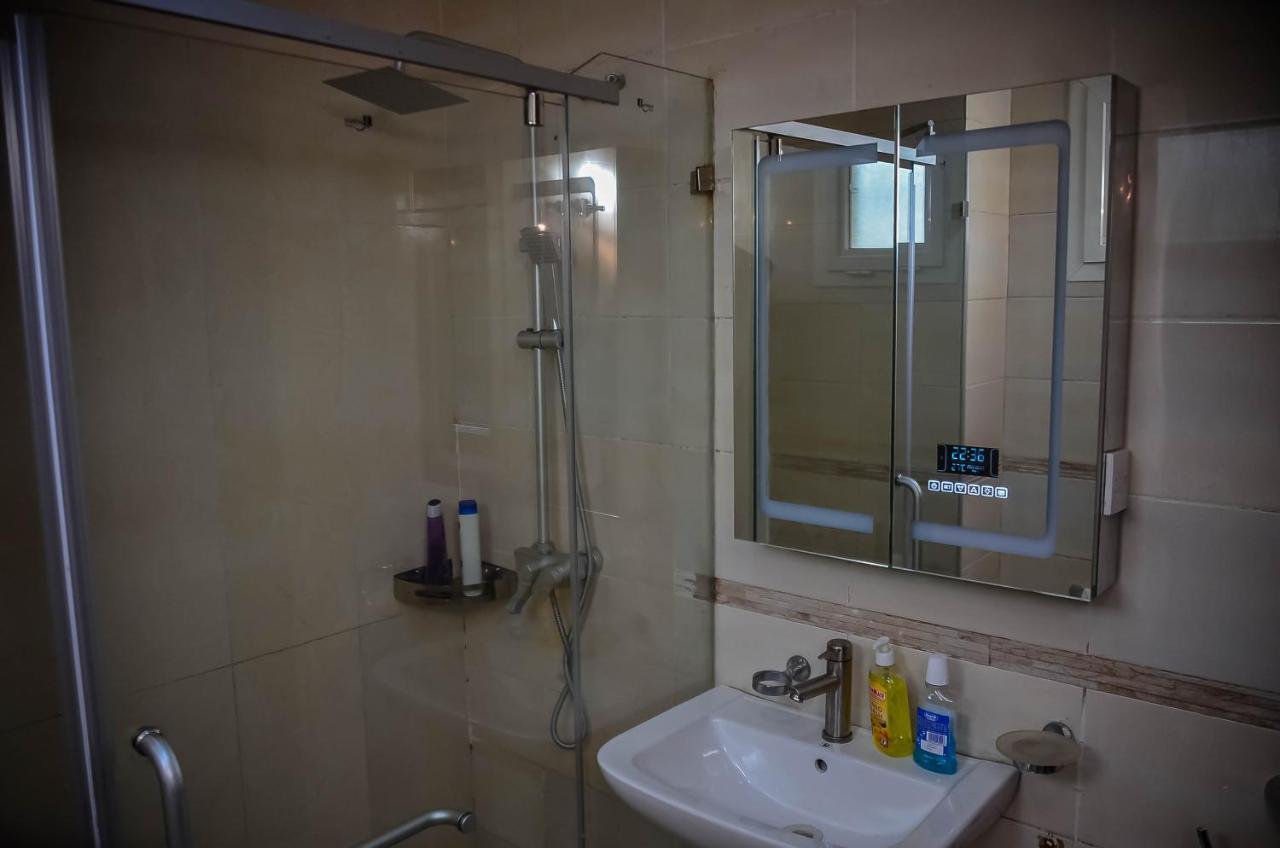 Guided Hospitality - Luxury Accommodations Лагос Екстериор снимка