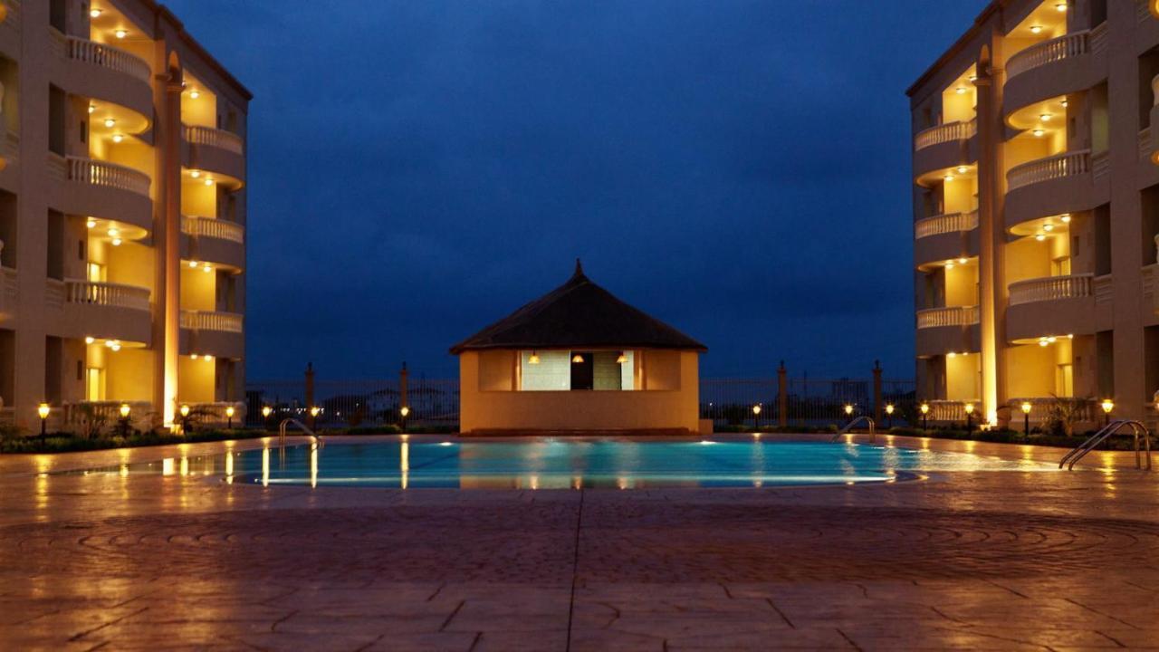 Guided Hospitality - Luxury Accommodations Лагос Екстериор снимка