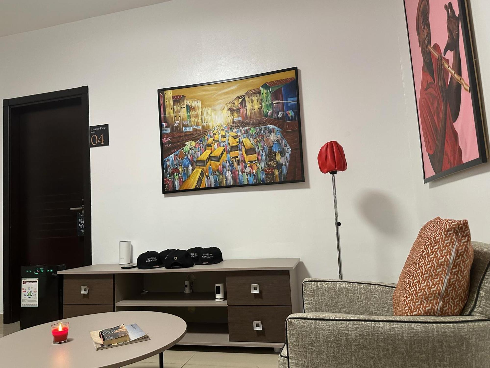 Guided Hospitality - Luxury Accommodations Лагос Екстериор снимка